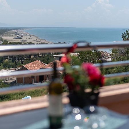 Apartments Villa Egzon Ulcinj Buitenkant foto