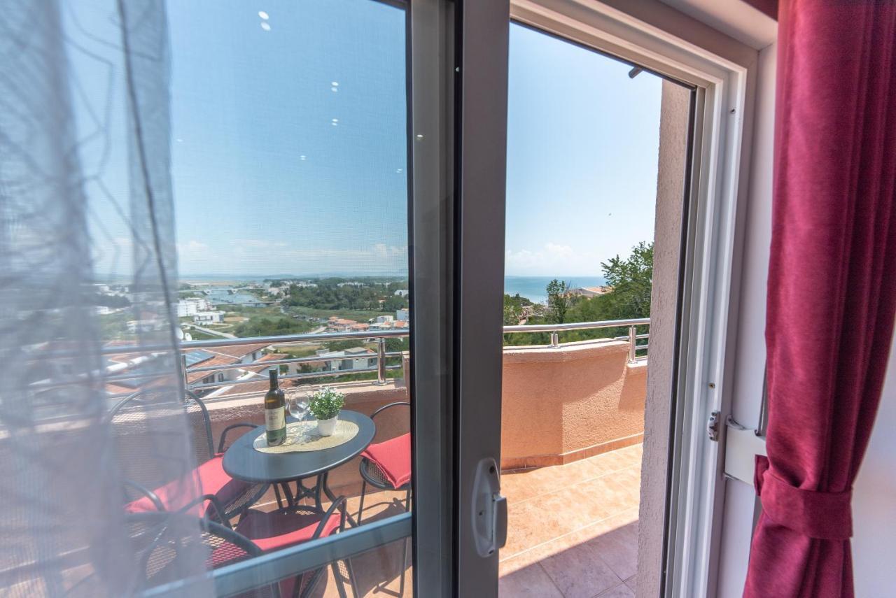 Apartments Villa Egzon Ulcinj Buitenkant foto