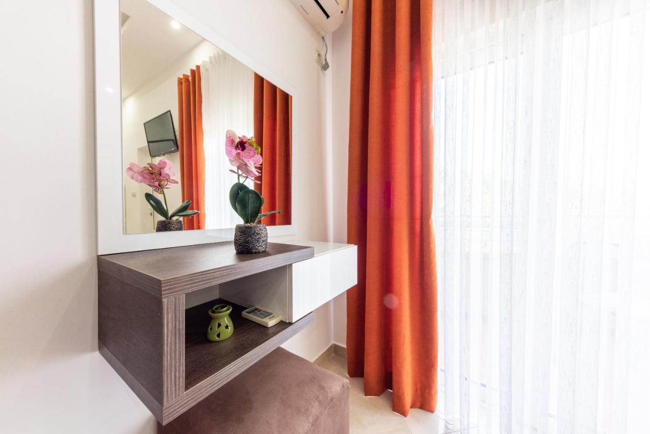 Apartments Villa Egzon Ulcinj Buitenkant foto