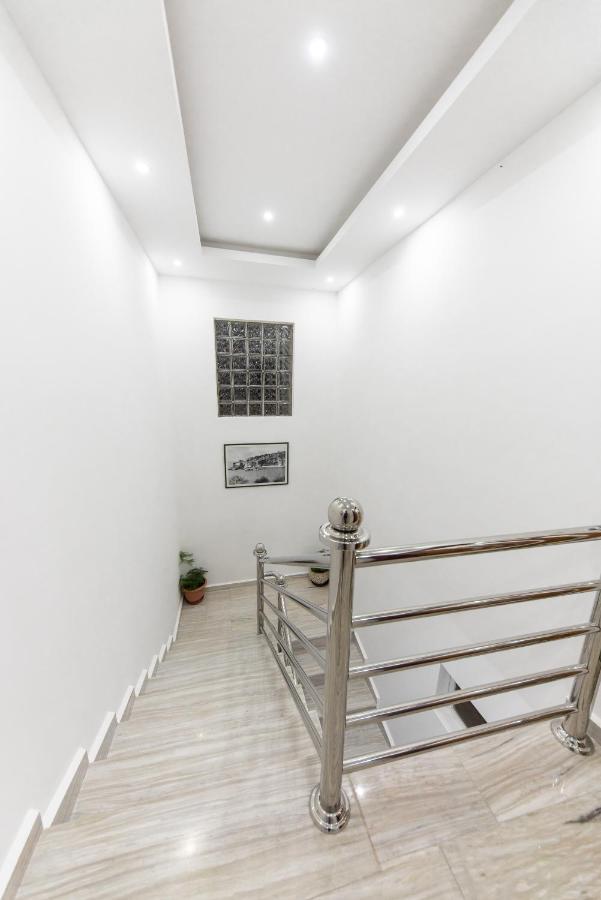 Apartments Villa Egzon Ulcinj Buitenkant foto