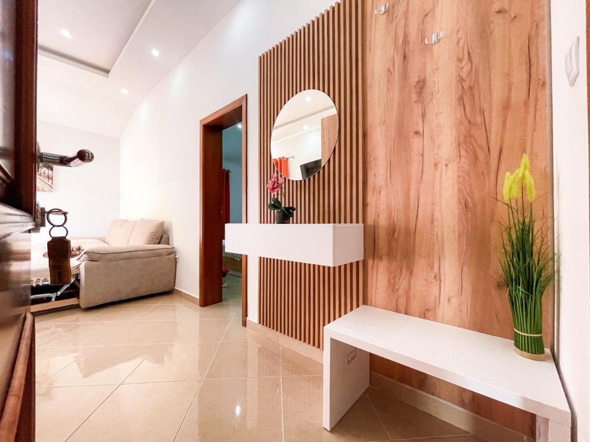Apartments Villa Egzon Ulcinj Buitenkant foto