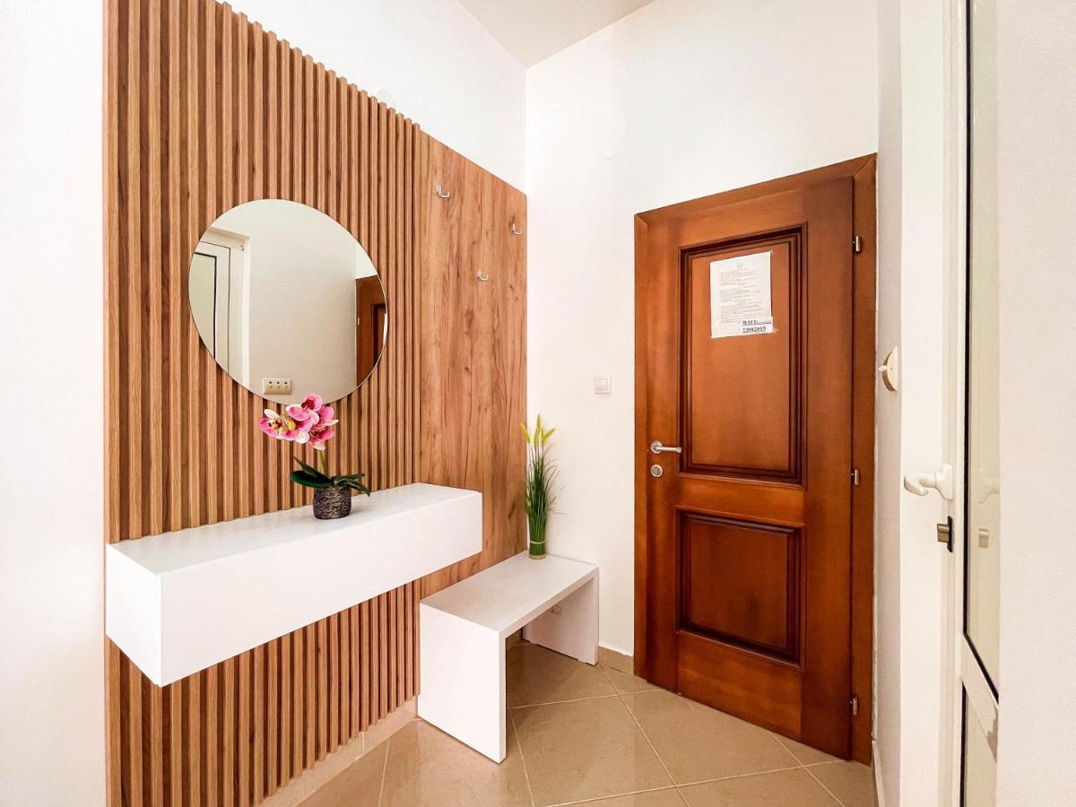 Apartments Villa Egzon Ulcinj Buitenkant foto