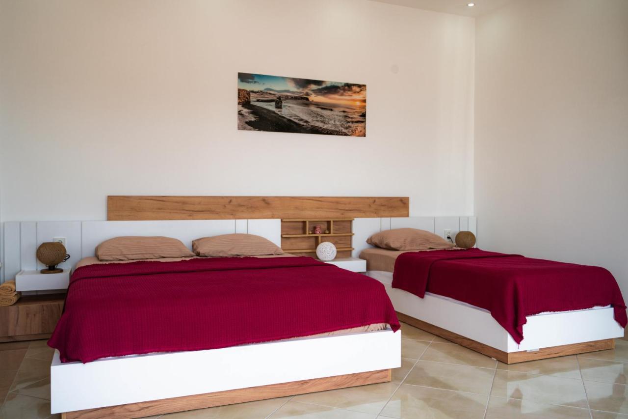 Apartments Villa Egzon Ulcinj Buitenkant foto