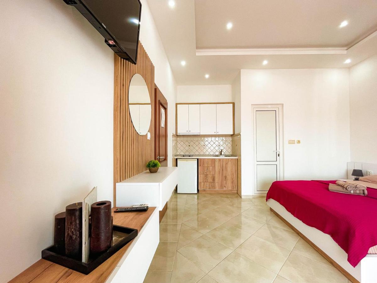 Apartments Villa Egzon Ulcinj Buitenkant foto